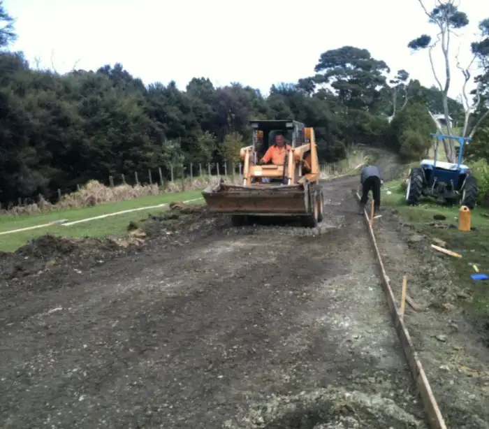 mini excavator hire Matakana